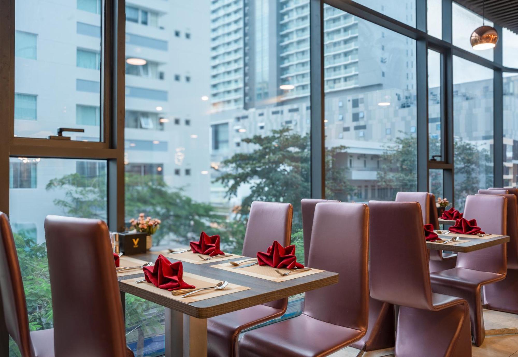 V Hotel Nha Trang Exterior photo