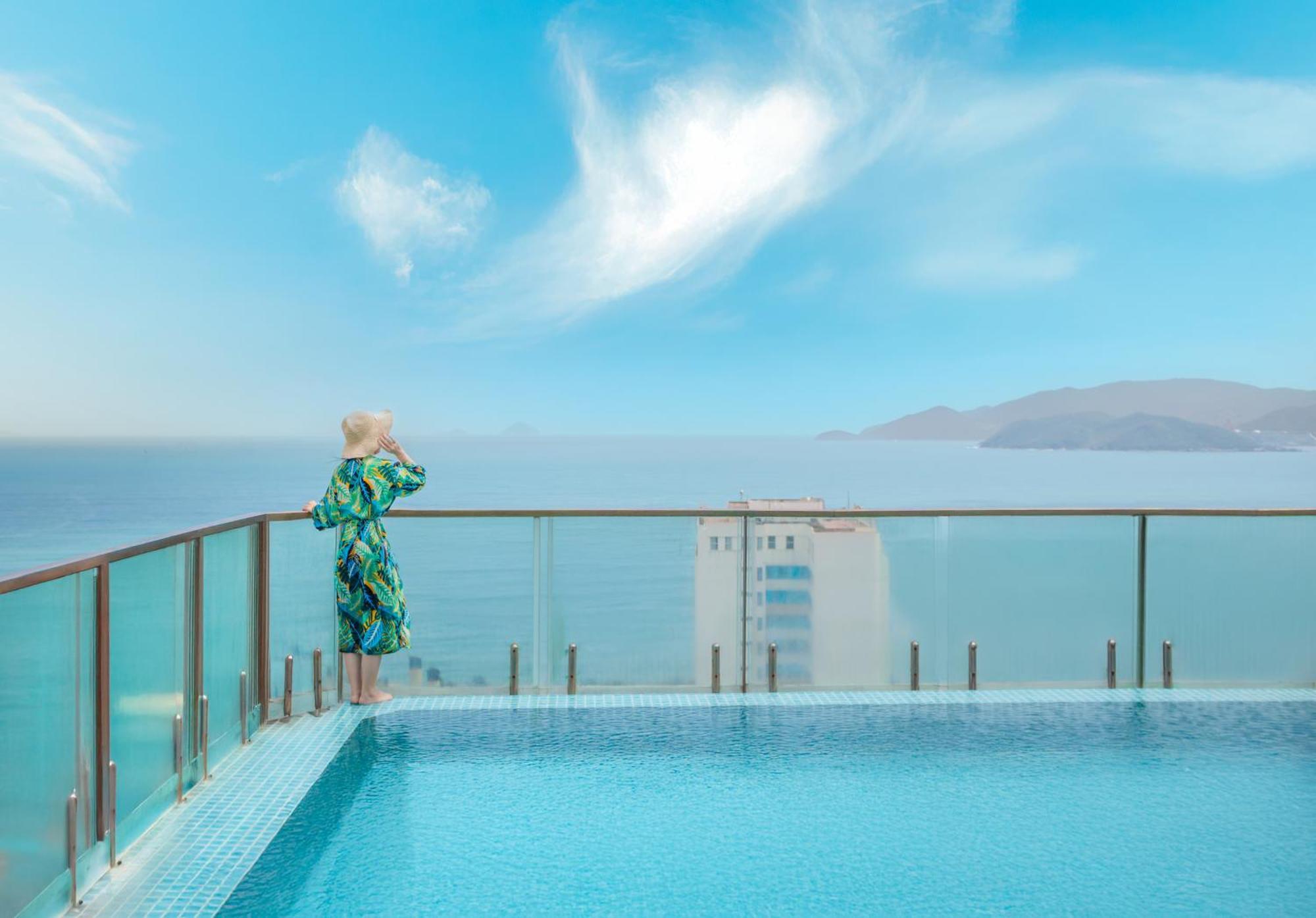 V Hotel Nha Trang Exterior photo