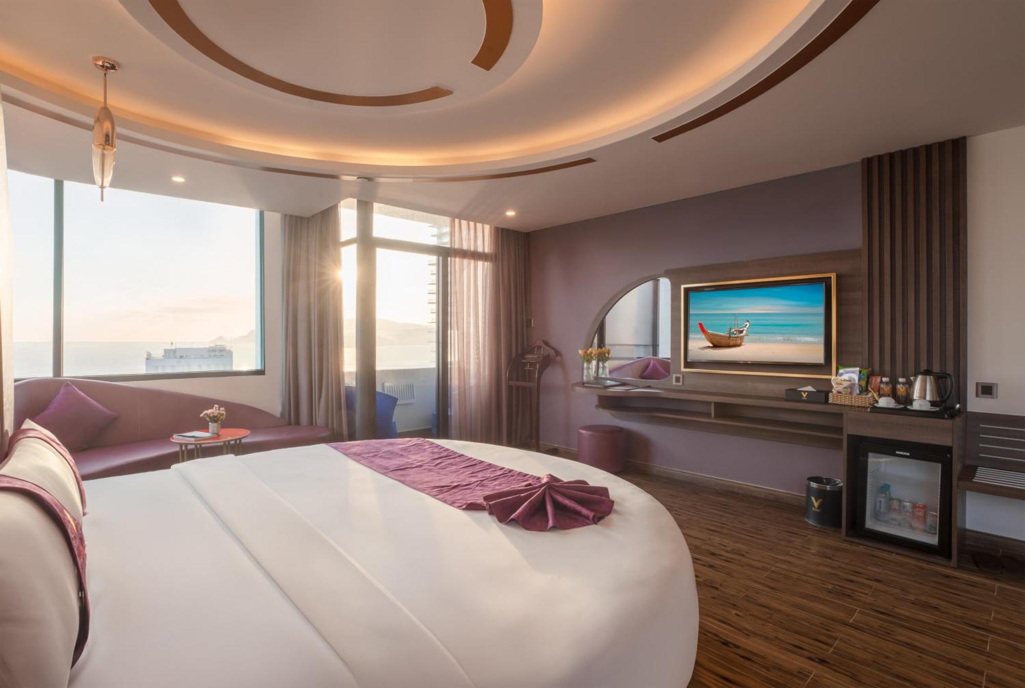 V Hotel Nha Trang Exterior photo