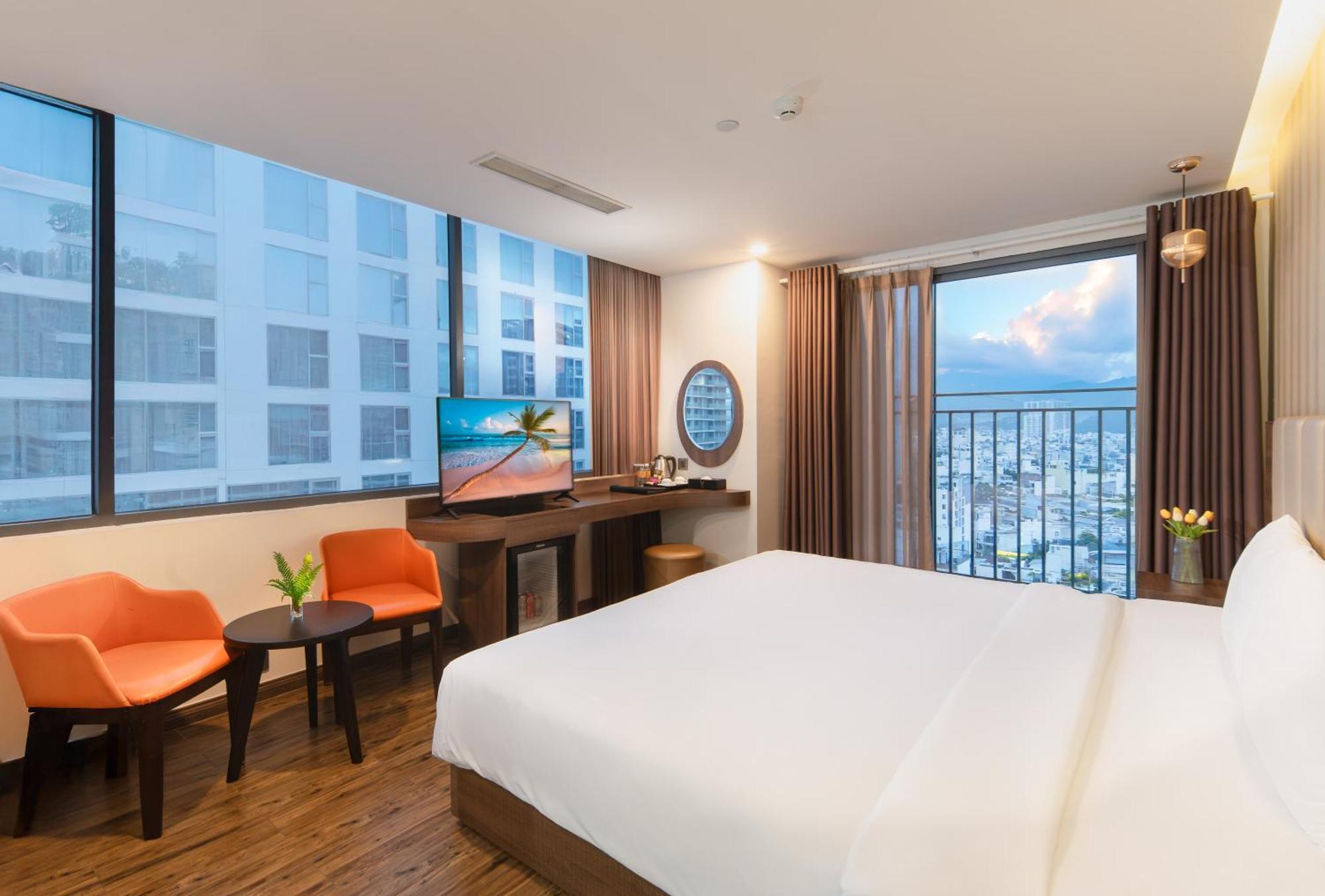 V Hotel Nha Trang Exterior photo