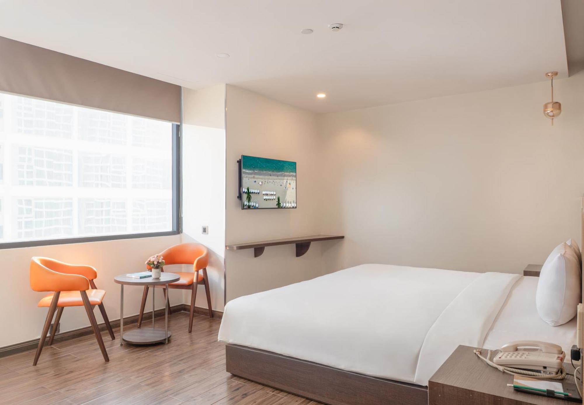 V Hotel Nha Trang Exterior photo