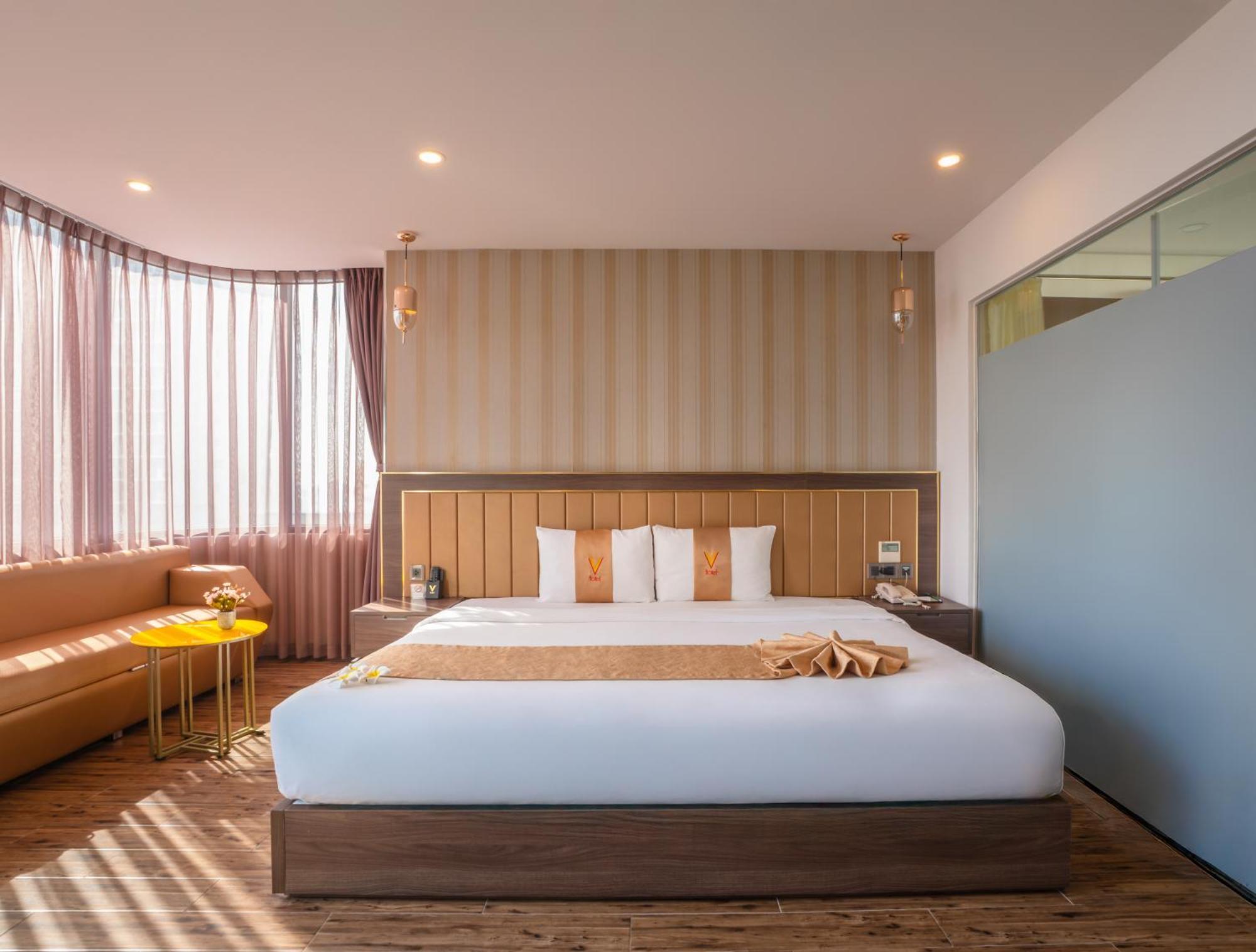 V Hotel Nha Trang Exterior photo