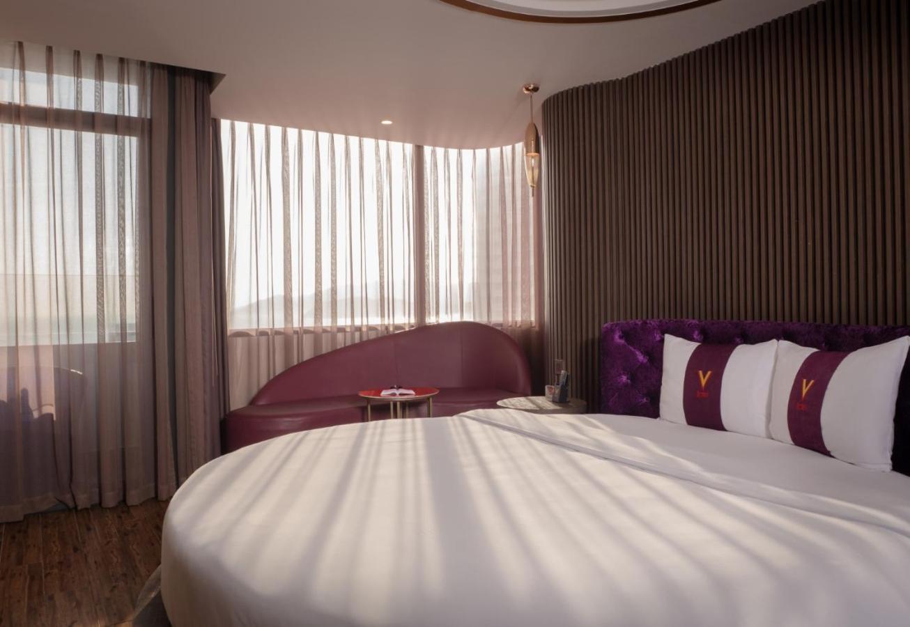 V Hotel Nha Trang Exterior photo