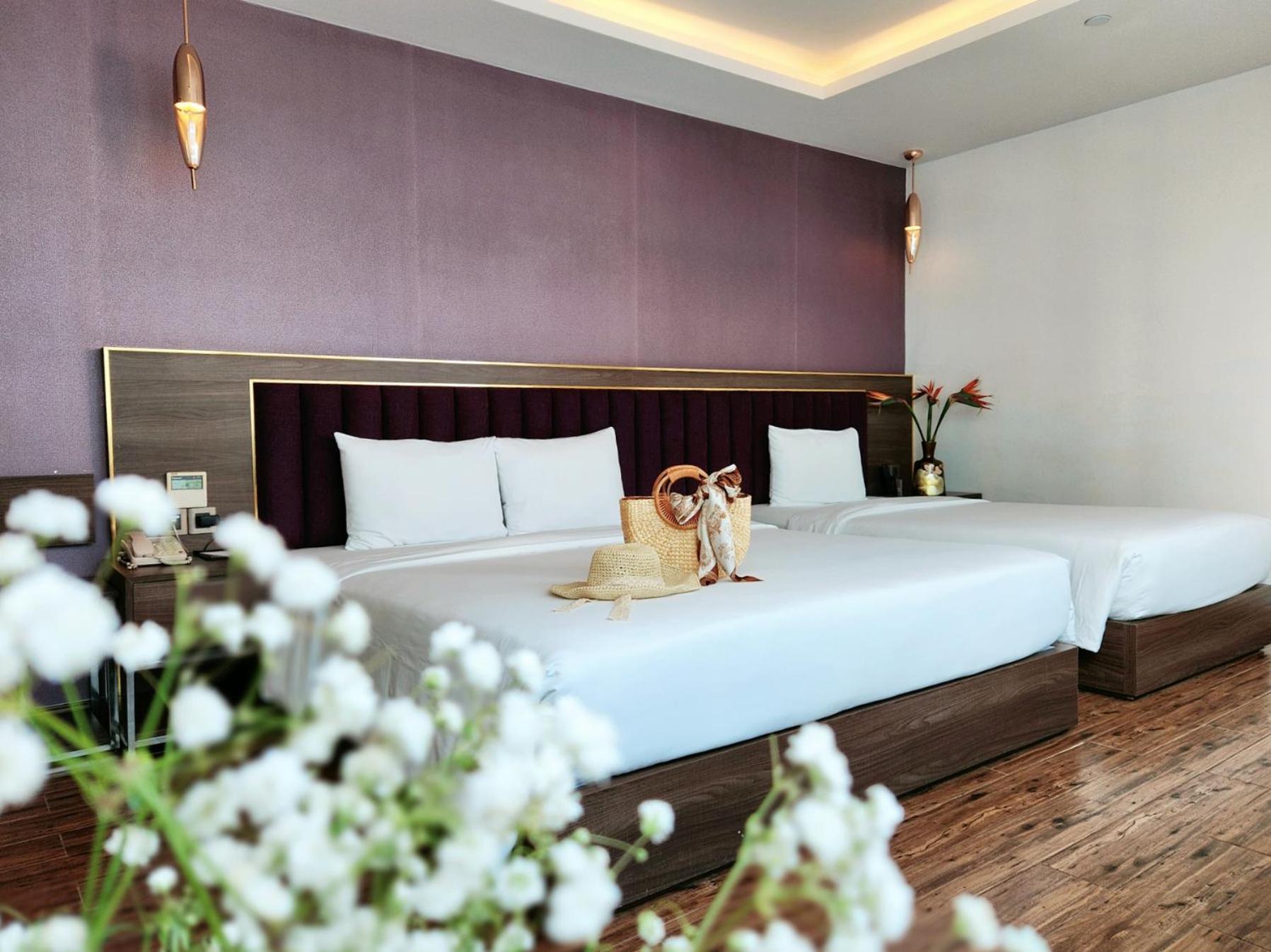 V Hotel Nha Trang Exterior photo